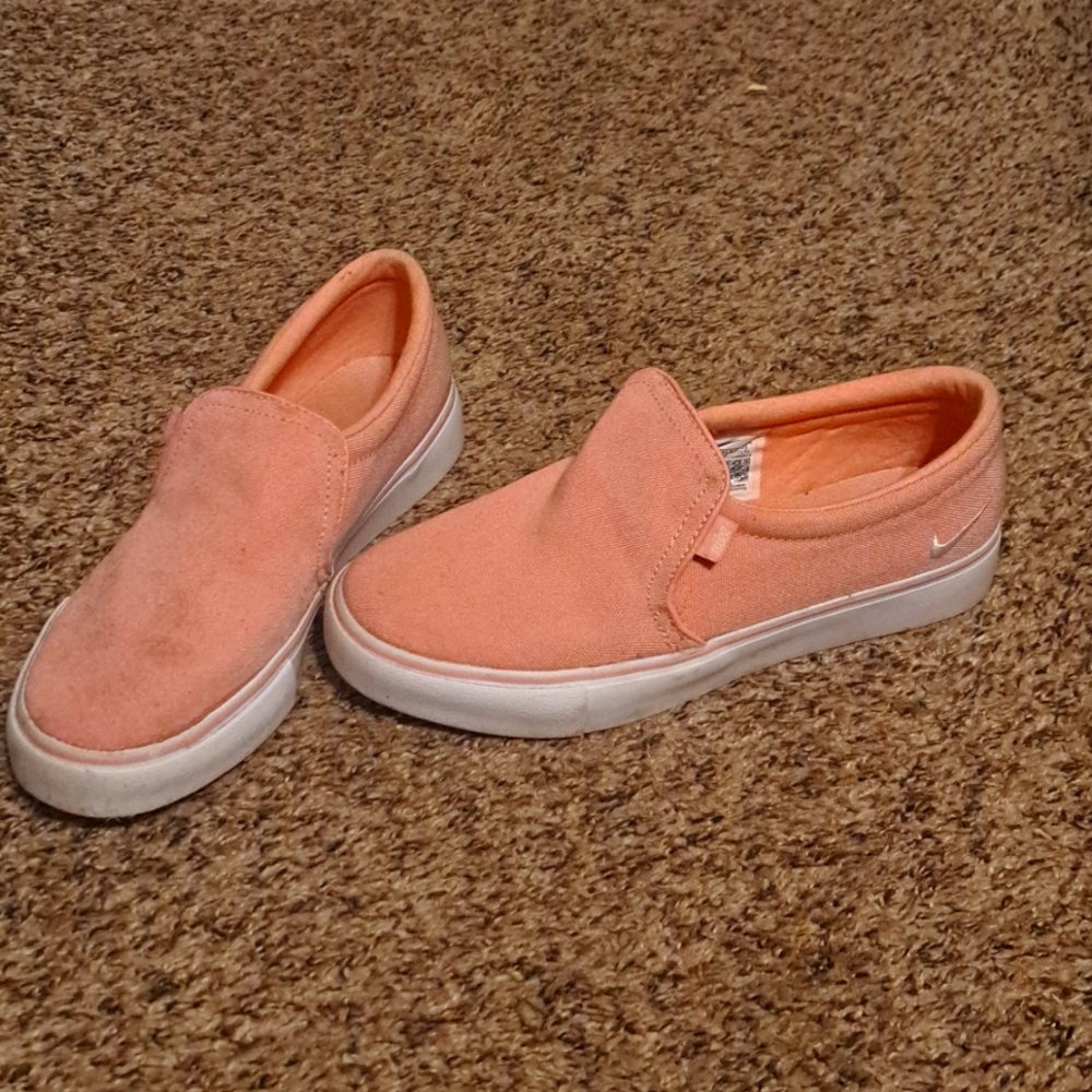 Pink Nike Sneakers